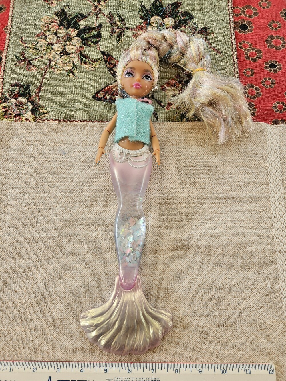 Mermaze Mermaidz Doll